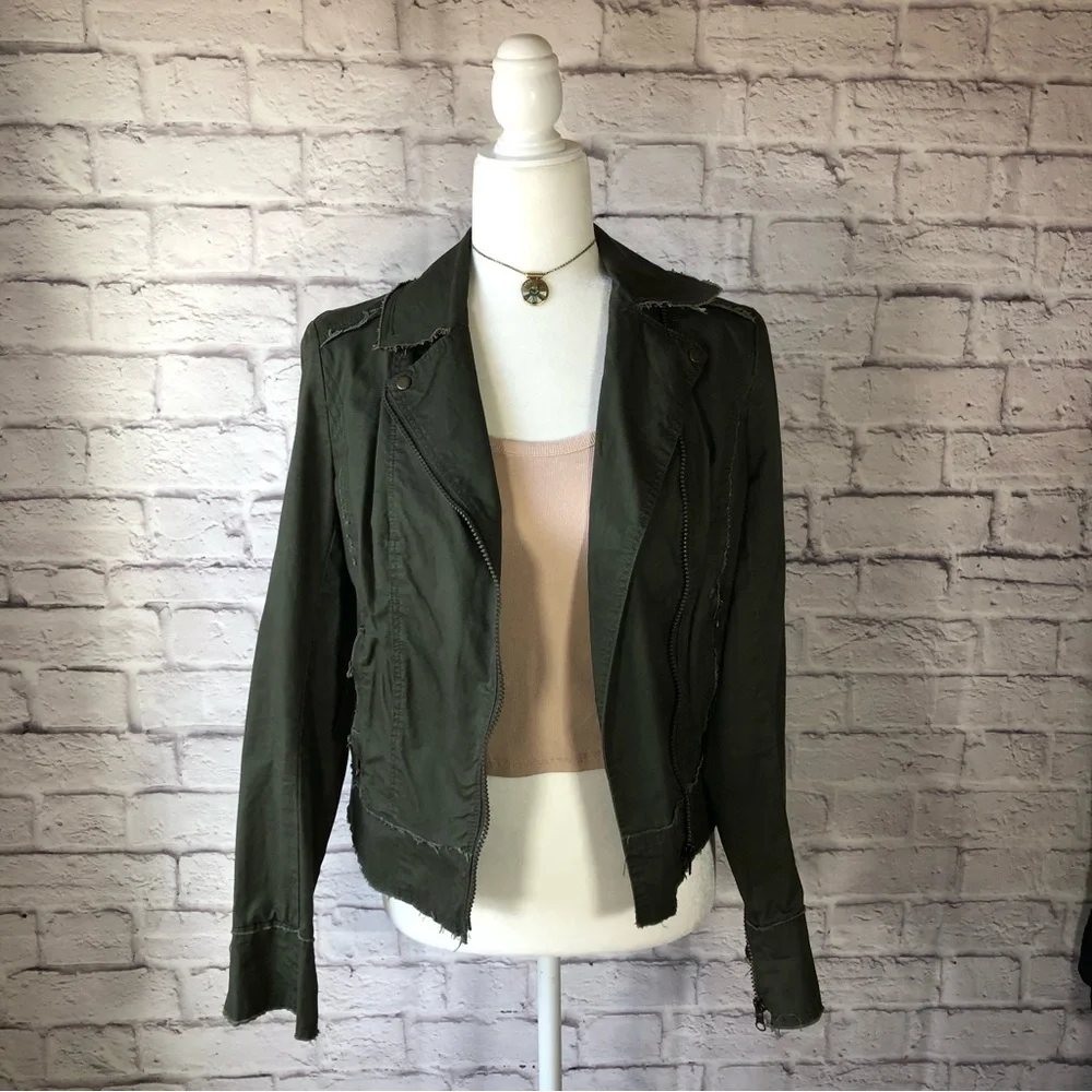 Ambition Y2K Cargo Jacket - Picture 2 of 10